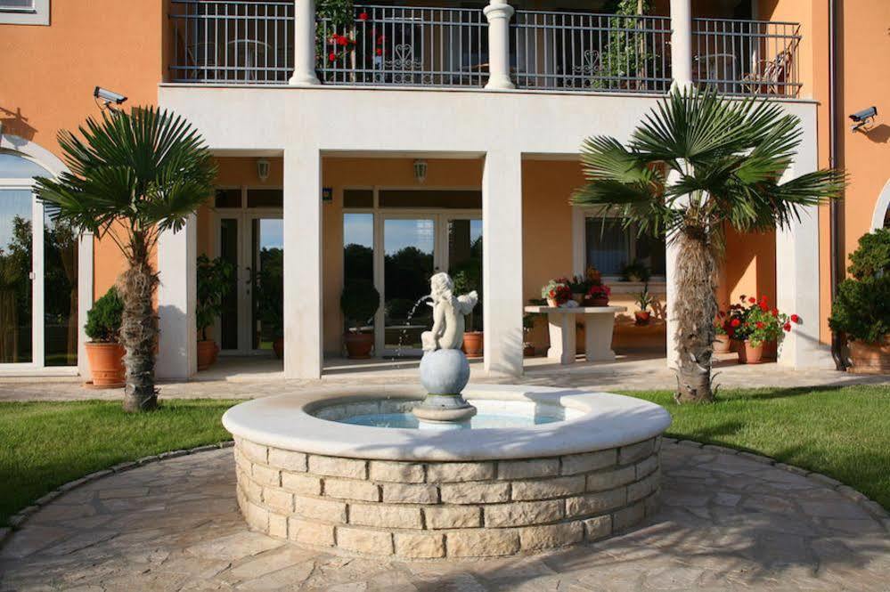 Villa Vizula Medulin Bagian luar foto